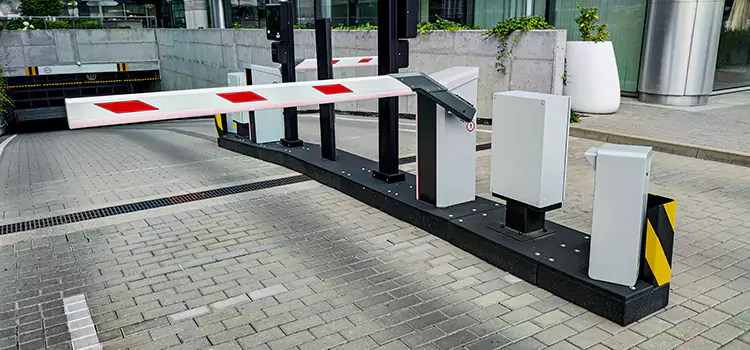 Custom Gate Design & Integration Trenton